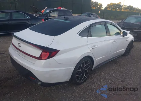 2021 Hyundai Sonata N Line z USA, uszkodzony, nr VIN 5NPEK4JC5MH129537